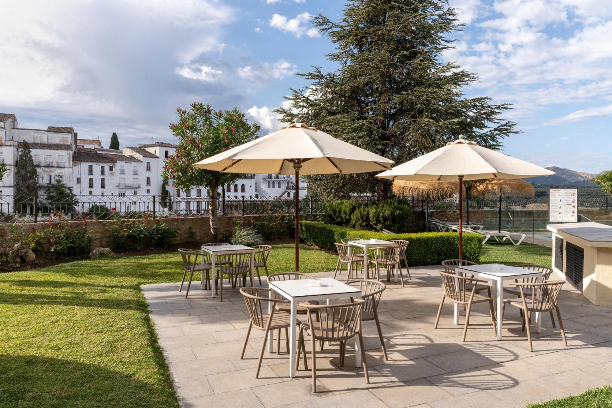 Parador De Ronda Exterior photo